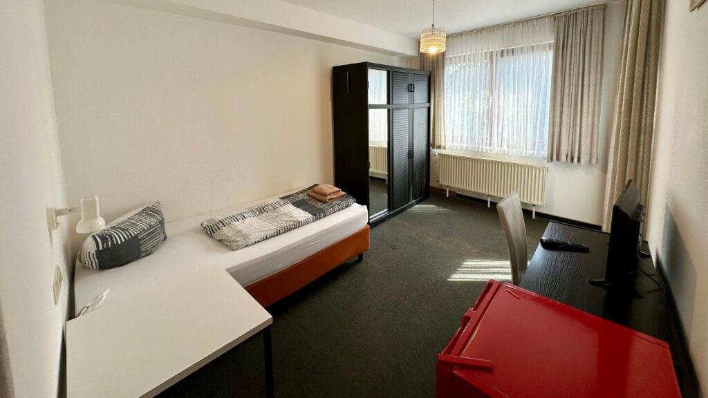 Einzelzimmer mit Terrasse im Hotel Seehaus